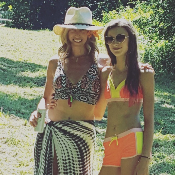 Meet your Posher, Lynn - Picture 8 of 8